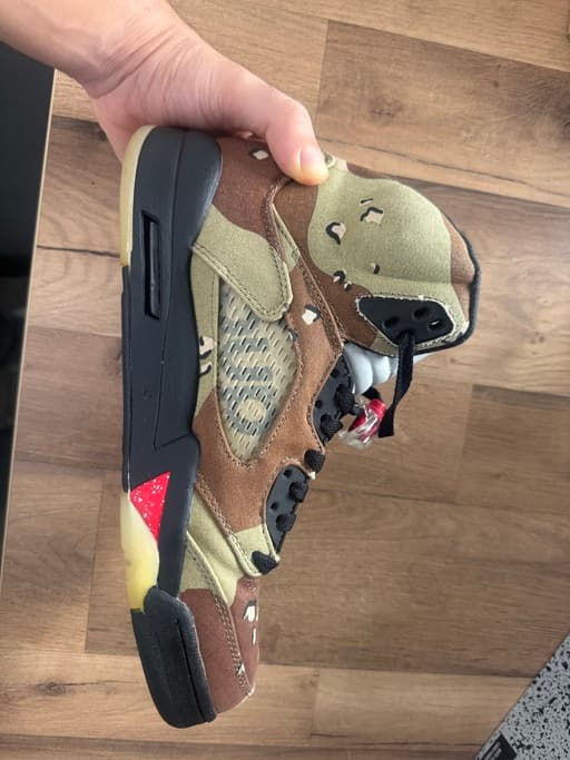 Air Jordan x Supreme 5 Retro Desert Camo (2015)