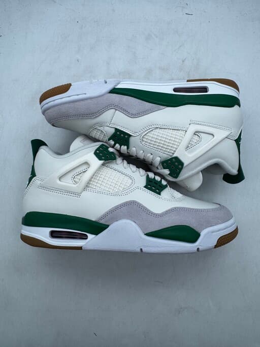 Air Jordan x Nike SB 4 'Pine Green' (2023) New With Defect