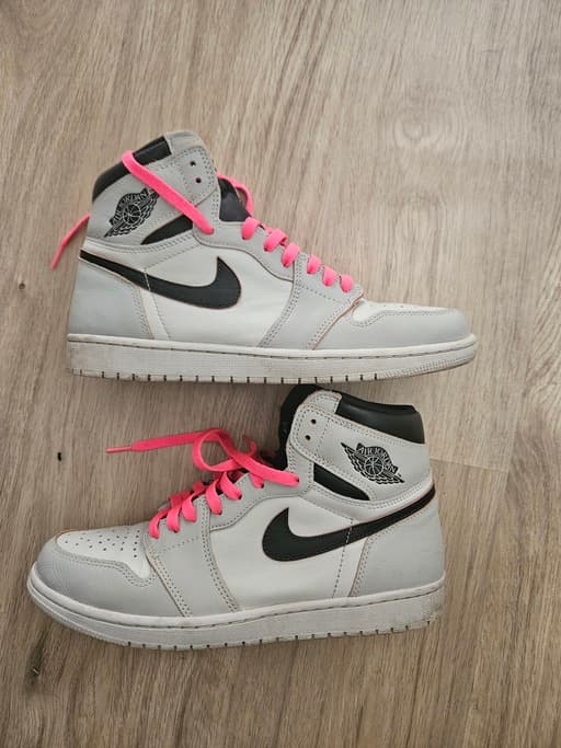 Air Jordan x Nike SB 1 Retro High OG 'NY to Paris' (2019)