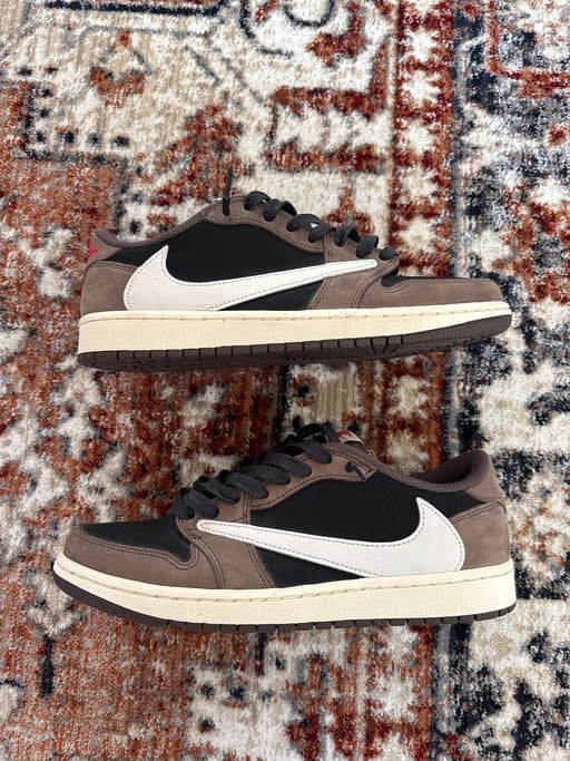 Air Jordan x Travis Scott 1 Low OG 'Dark Mocha' (2019)