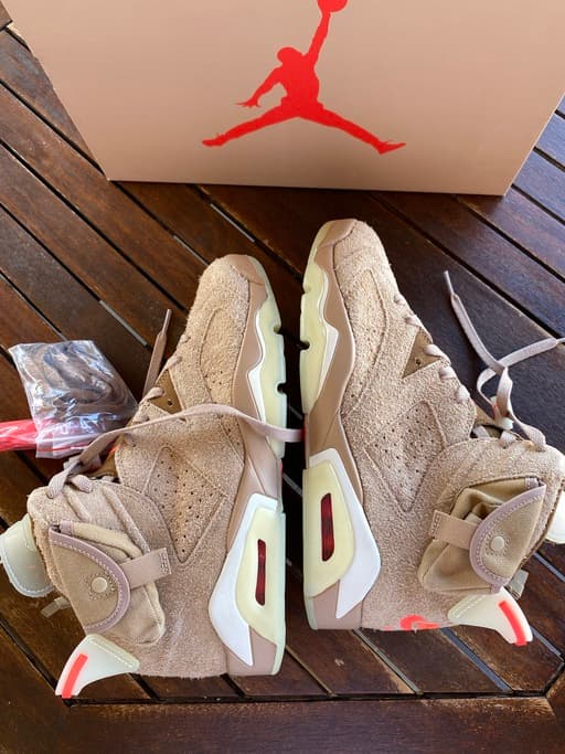 Air Jordan x Travis Scott Retro 6 'British Khaki' (2021)